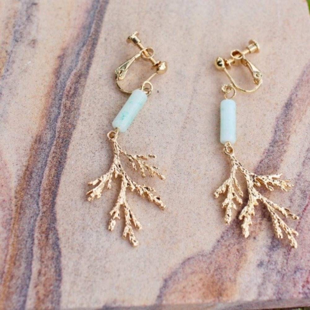 New Gold Coral Seaweed Branch Clip Dangle Earrings